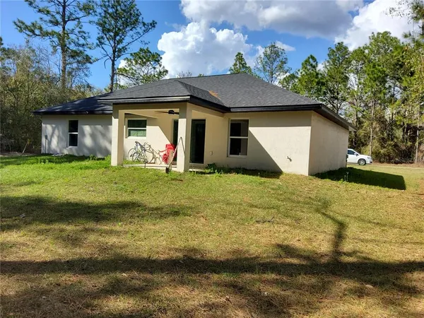 $260,000 | 12 Guava Terrace, Ocklawaha, FL 32179