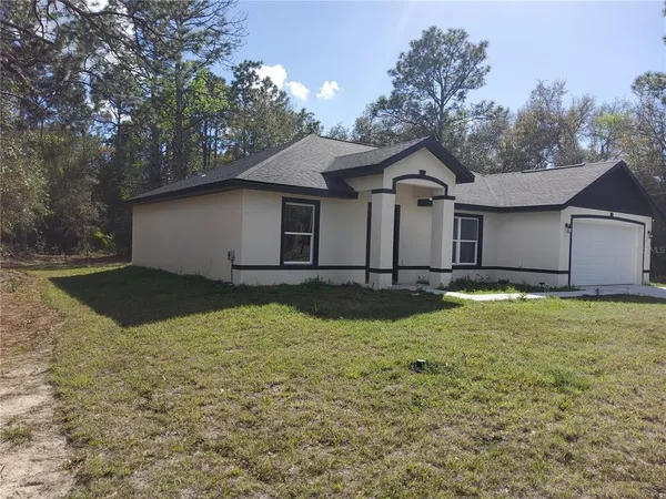 $260,000 | 12 Guava Terrace, Ocklawaha, FL 32179