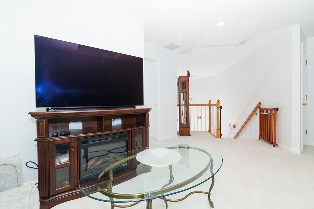 142 Cannon Forge Drive, Unit C142 Foxboro, MA 02035 - Photo 16 of 22