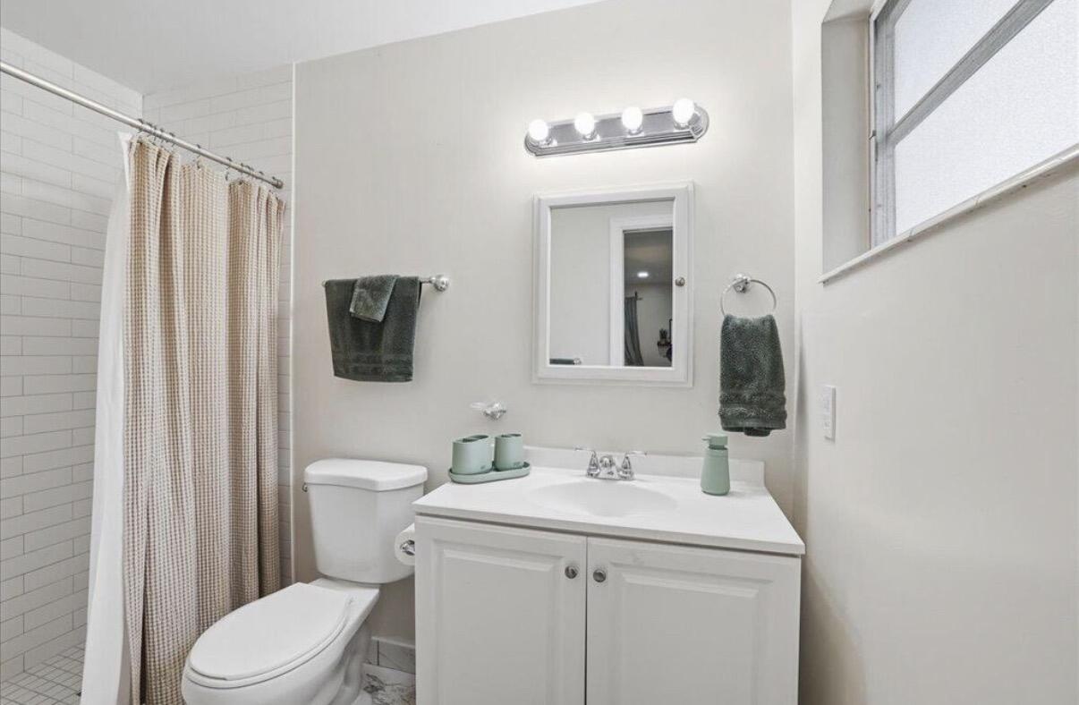 583 Northwest 12th Terrace Boca Raton, FL 33486 - Photo 19 of 25 IMG_0838