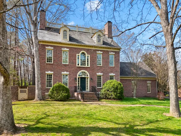 $999,000 | 3640 Edgewood Circle Northwest, Cleveland, TN 37312