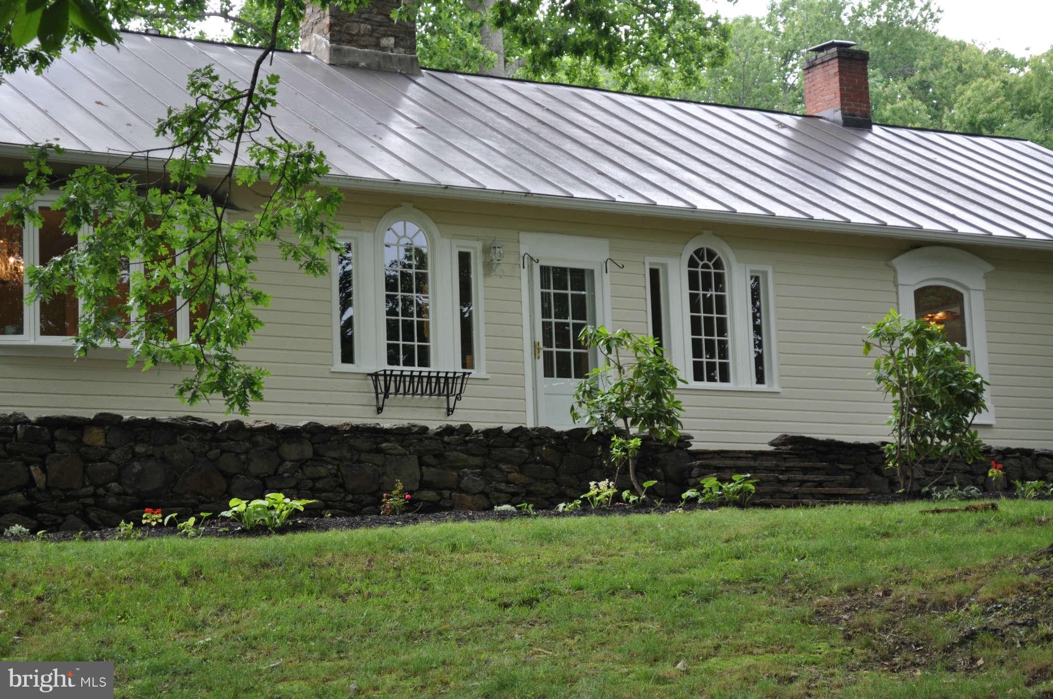 22927 Foxcroft Road Middleburg, VA 20117 - Photo 1 of 30 Exterior (Front)