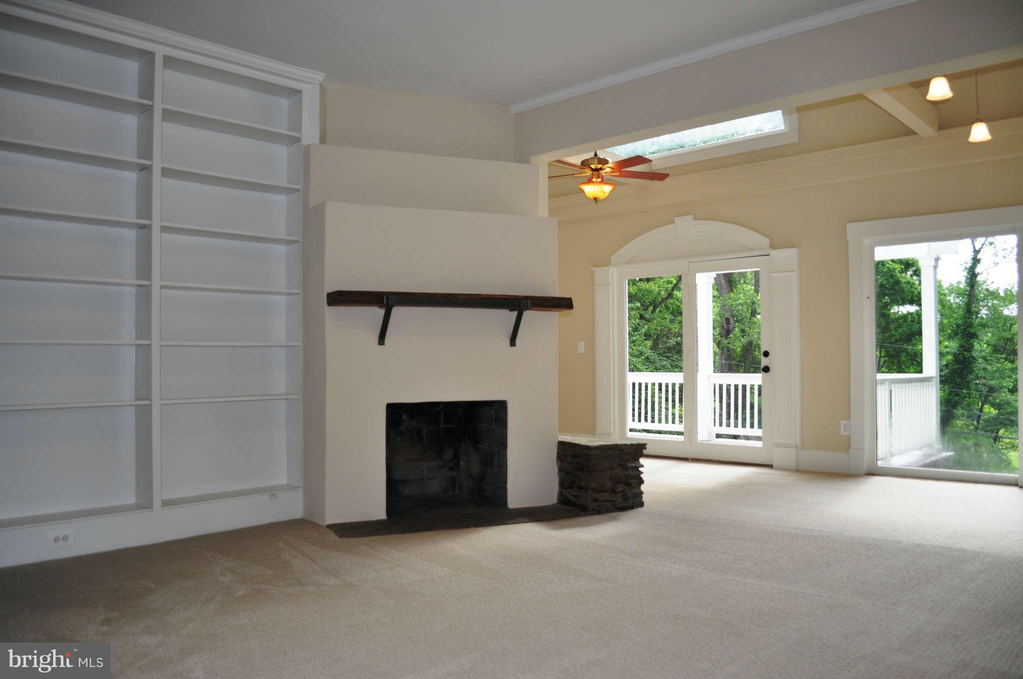22927 Foxcroft Road Middleburg, VA 20117 - Photo 12 of 30 Family Room