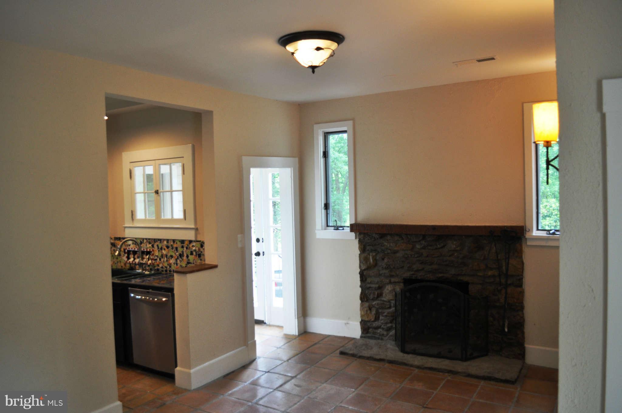 22927 Foxcroft Road Middleburg, VA 20117 - Photo 6 of 30 Kitchen