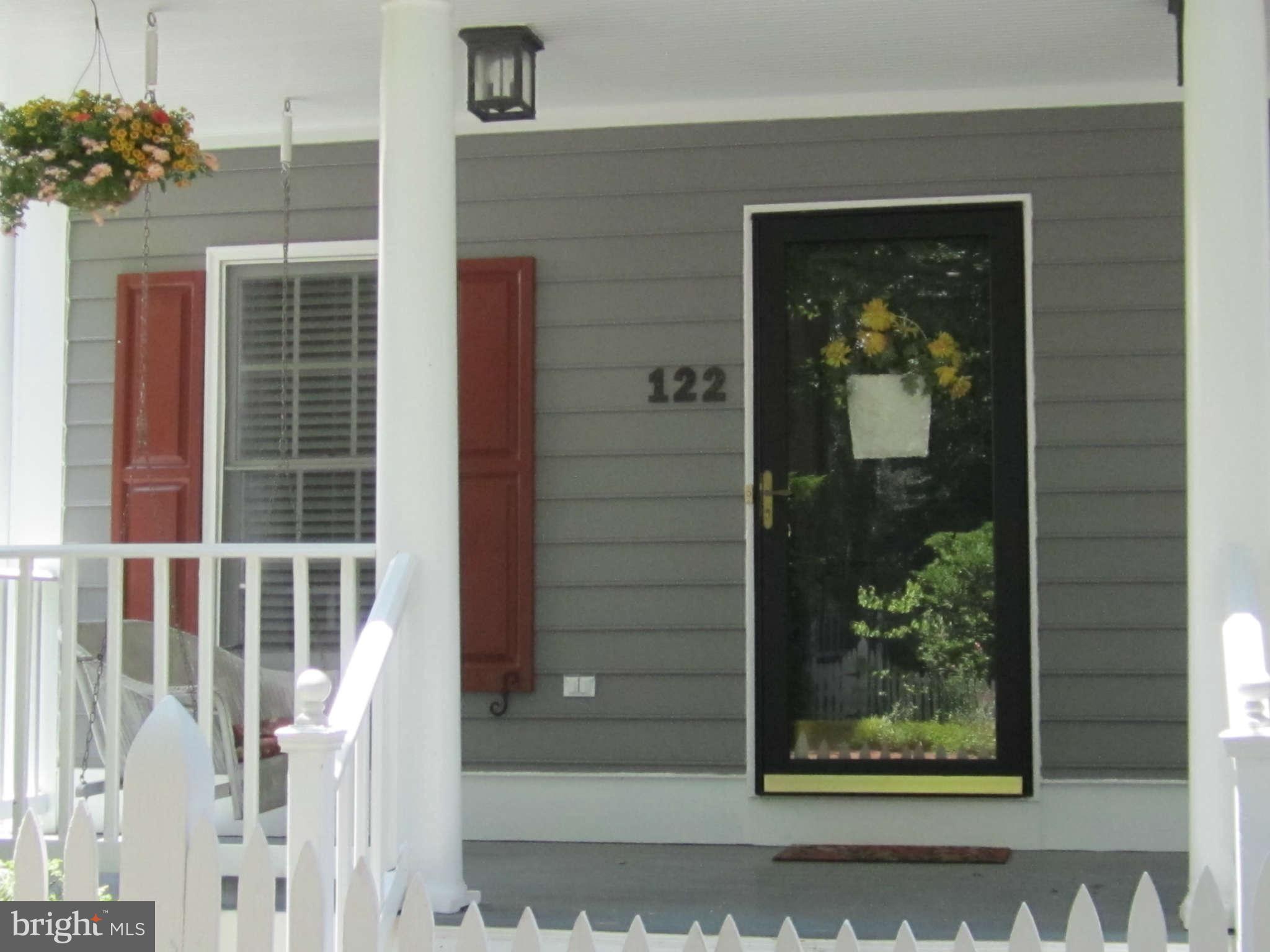122 Hart Road Gaithersburg, MD 20878 - Photo 22 of 30 Exterior (Front)