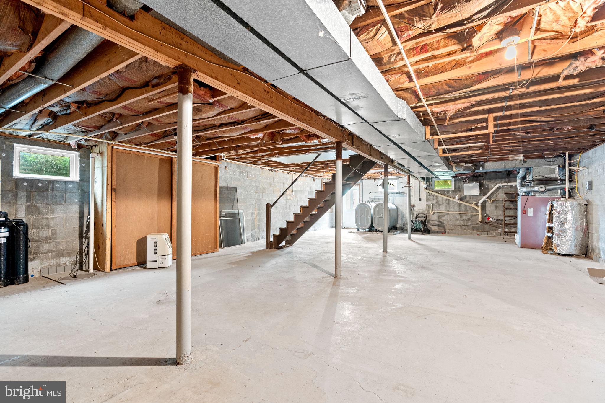 170 Sunset Road Oxford, PA 19363 - Photo 38 of 70 a view of an empty room