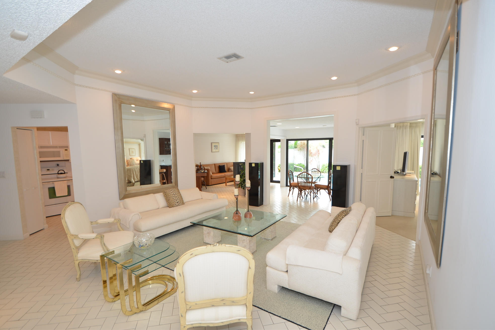 20475 Linksview Drive Boca Raton, FL 33434 - Photo 3 of 67 DSC_5346