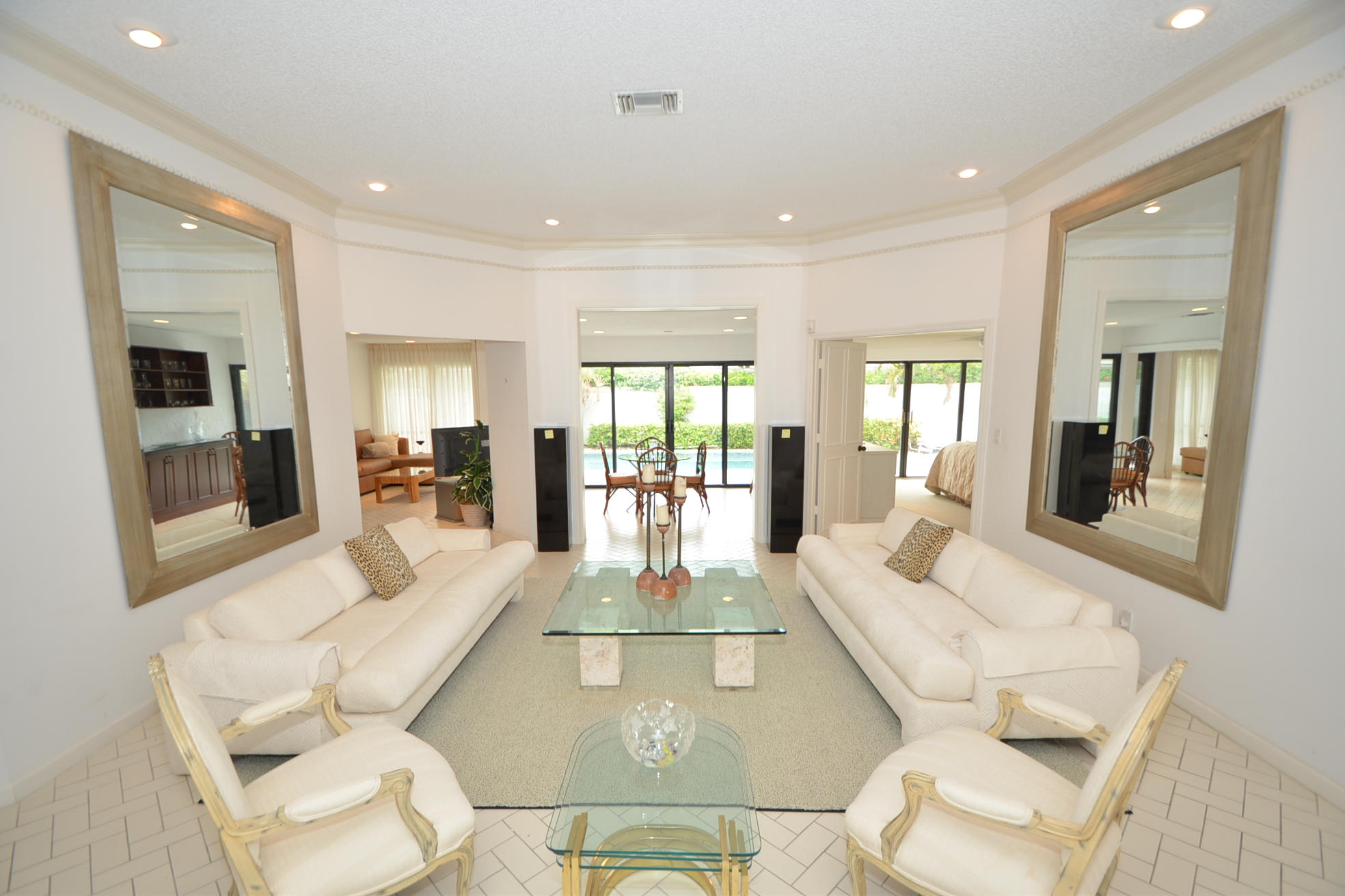 20475 Linksview Drive Boca Raton, FL 33434 - Photo 4 of 67 DSC_5348