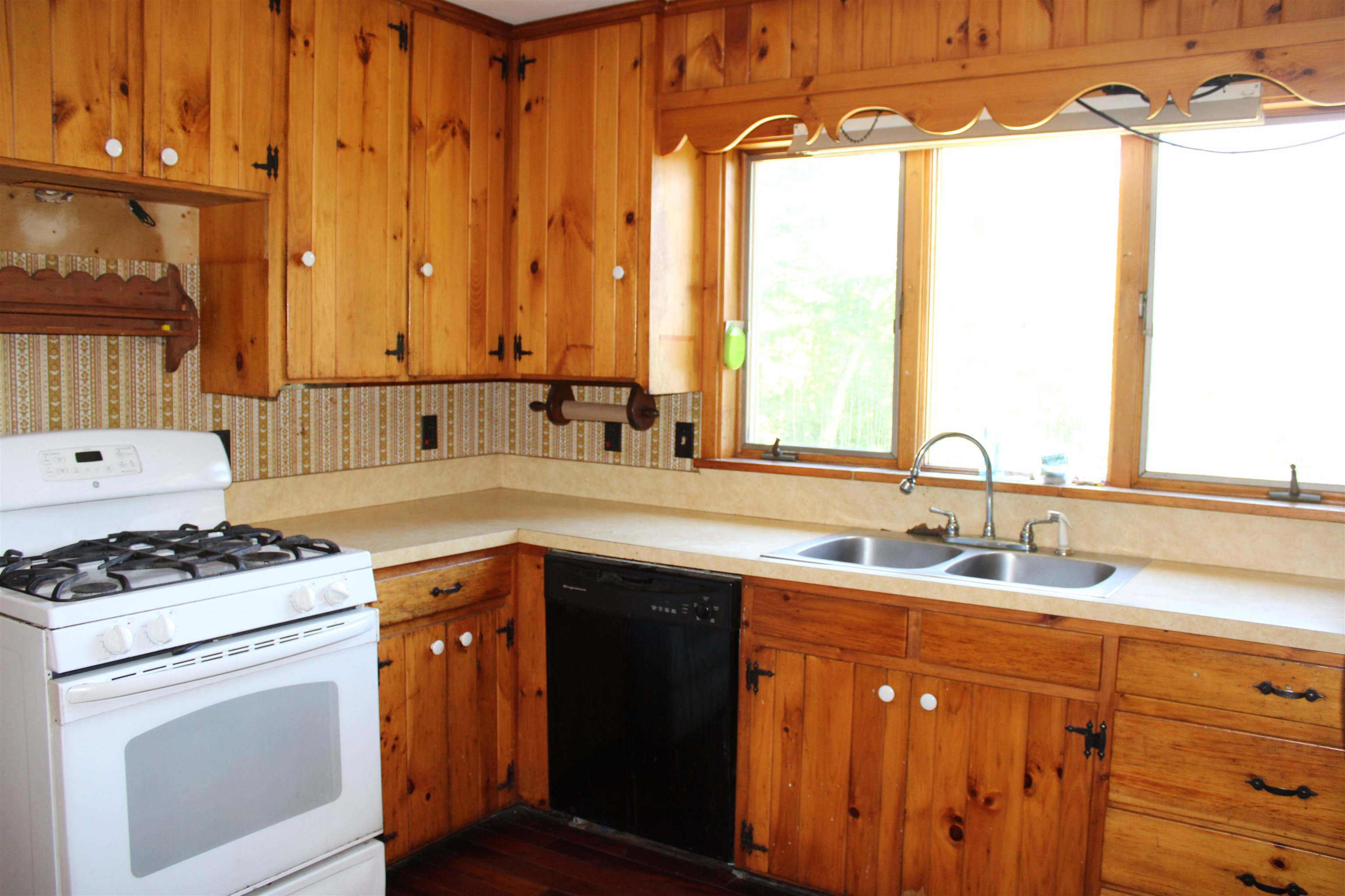 1579 Monroe Road Littleton, NH 03561 - Photo 13 of 38