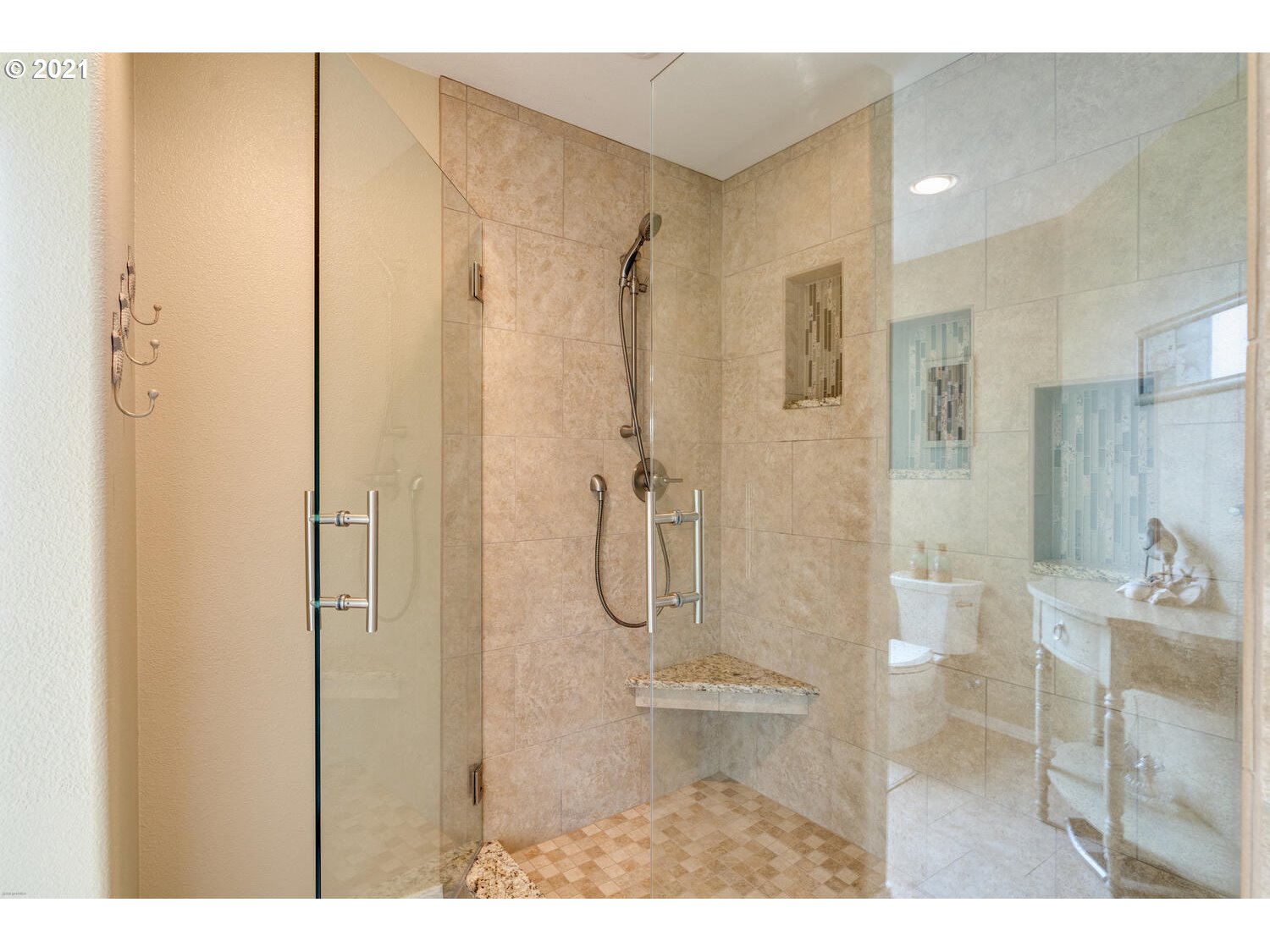 2170 South 26th Avenue Ridgefield, WA 98642 - Photo 17 of 32 a bathroom with a shower