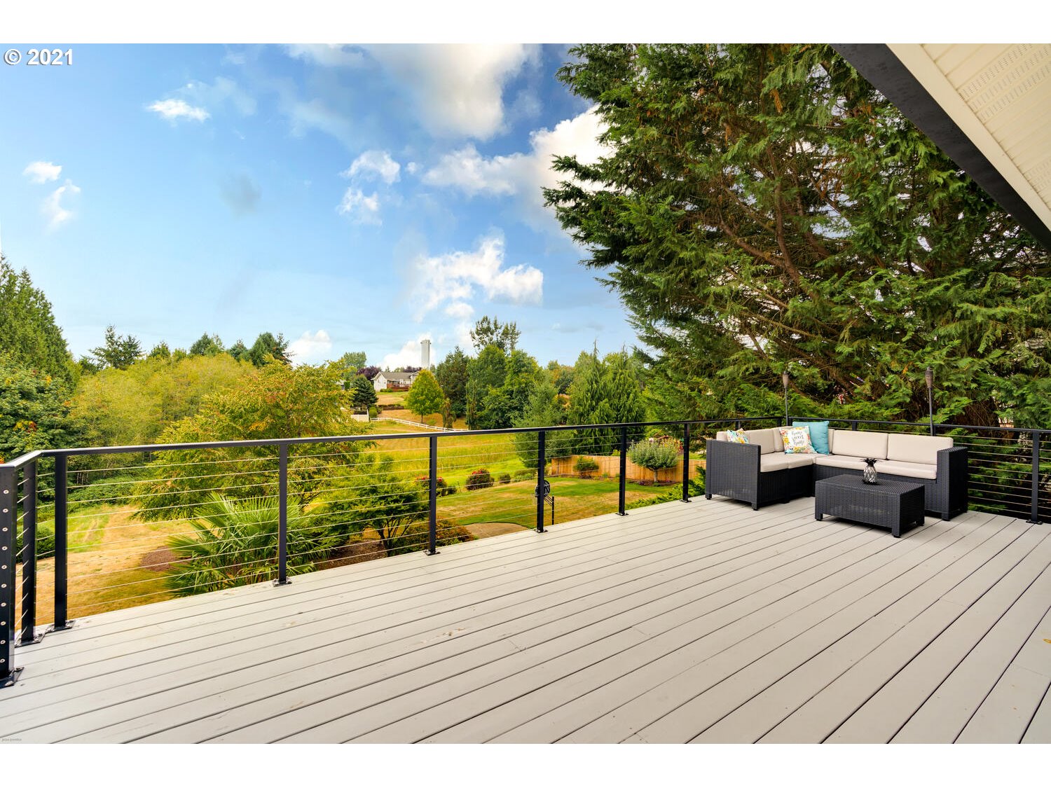 2170 South 26th Avenue Ridgefield, WA 98642 - Photo 29 of 32 a view of a terrace with chairs