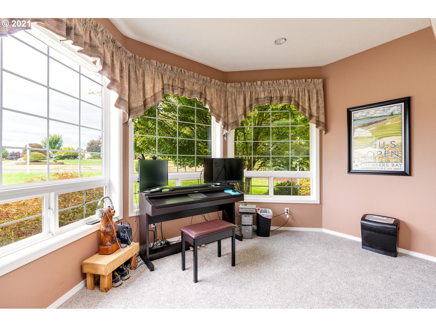 2170 South 26th Avenue Ridgefield, WA 98642 - Photo 5 of 32 a living room with furniture and a floor to ceiling window