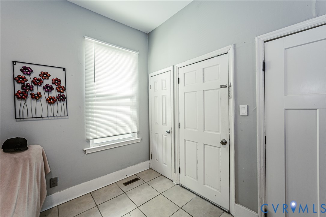 605 West Washington Street Petersburg, VA 23803 - Photo 10 of 60