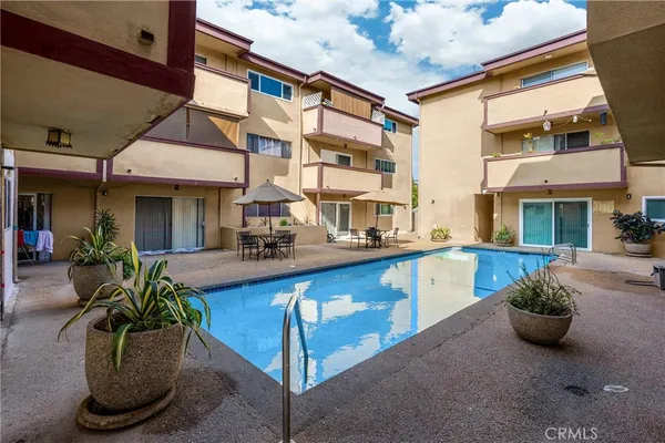 $350,000 | 330 North Jackson Street, Unit 314, Glendale, CA 91206