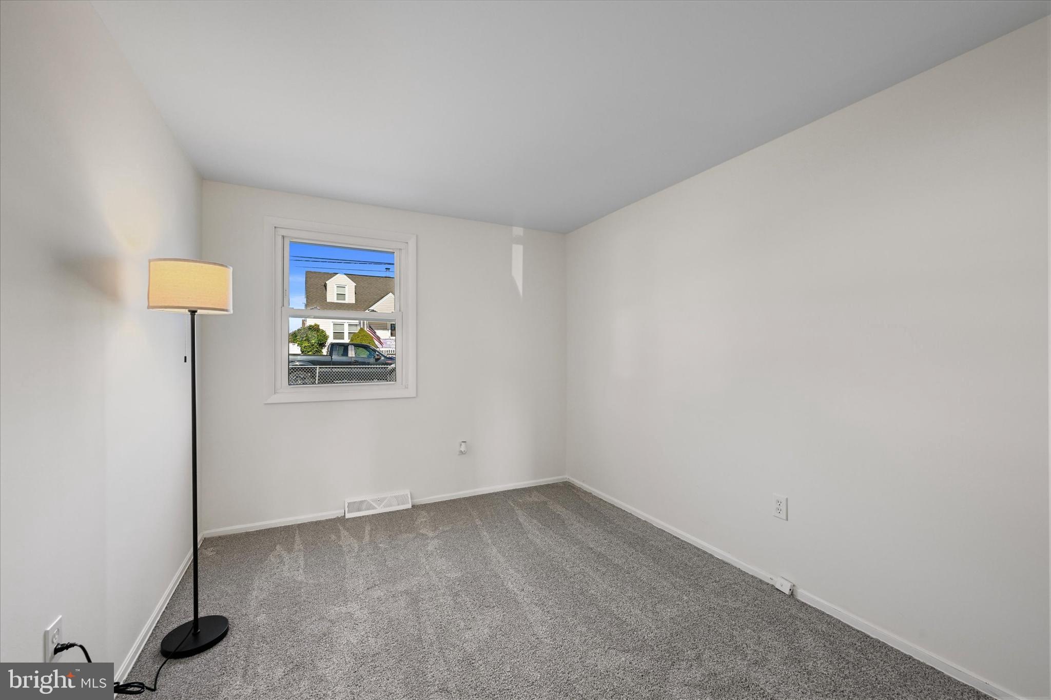 519 Holy Cross Road Brooklyn, MD 21225 - Photo 17 of 32 Bedroom #3