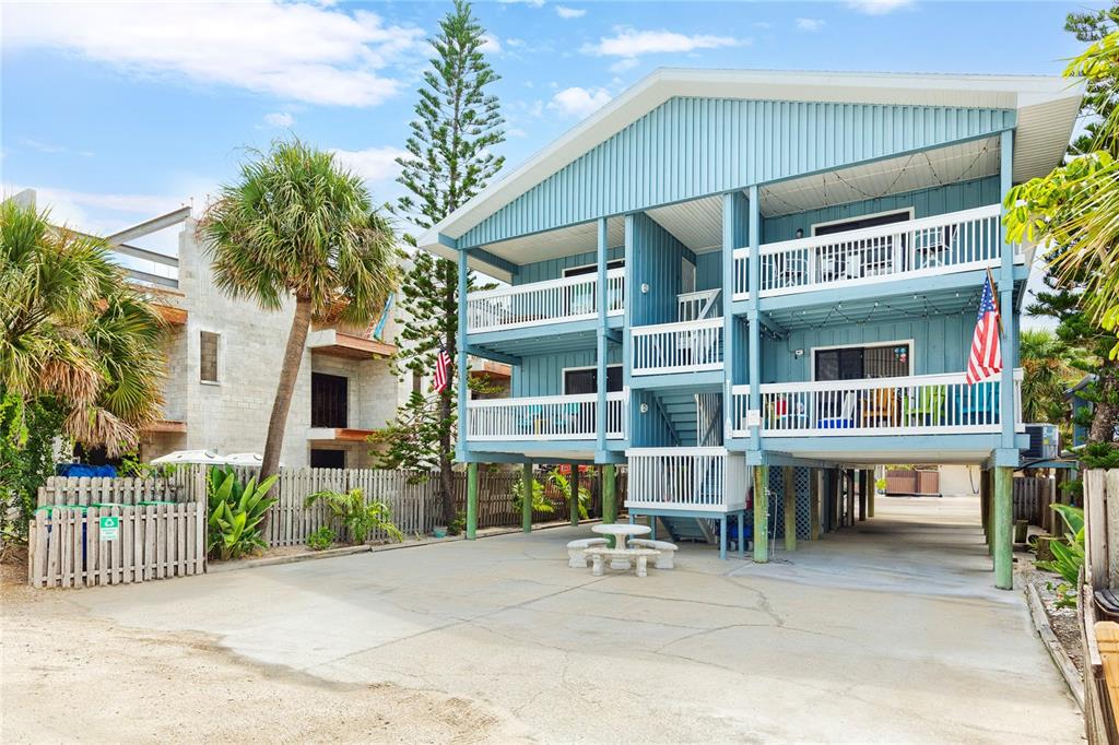 812 Gulf Boulevard, Unit 3 Indian Rocks Beach, FL 33785 - Photo 3 of 44