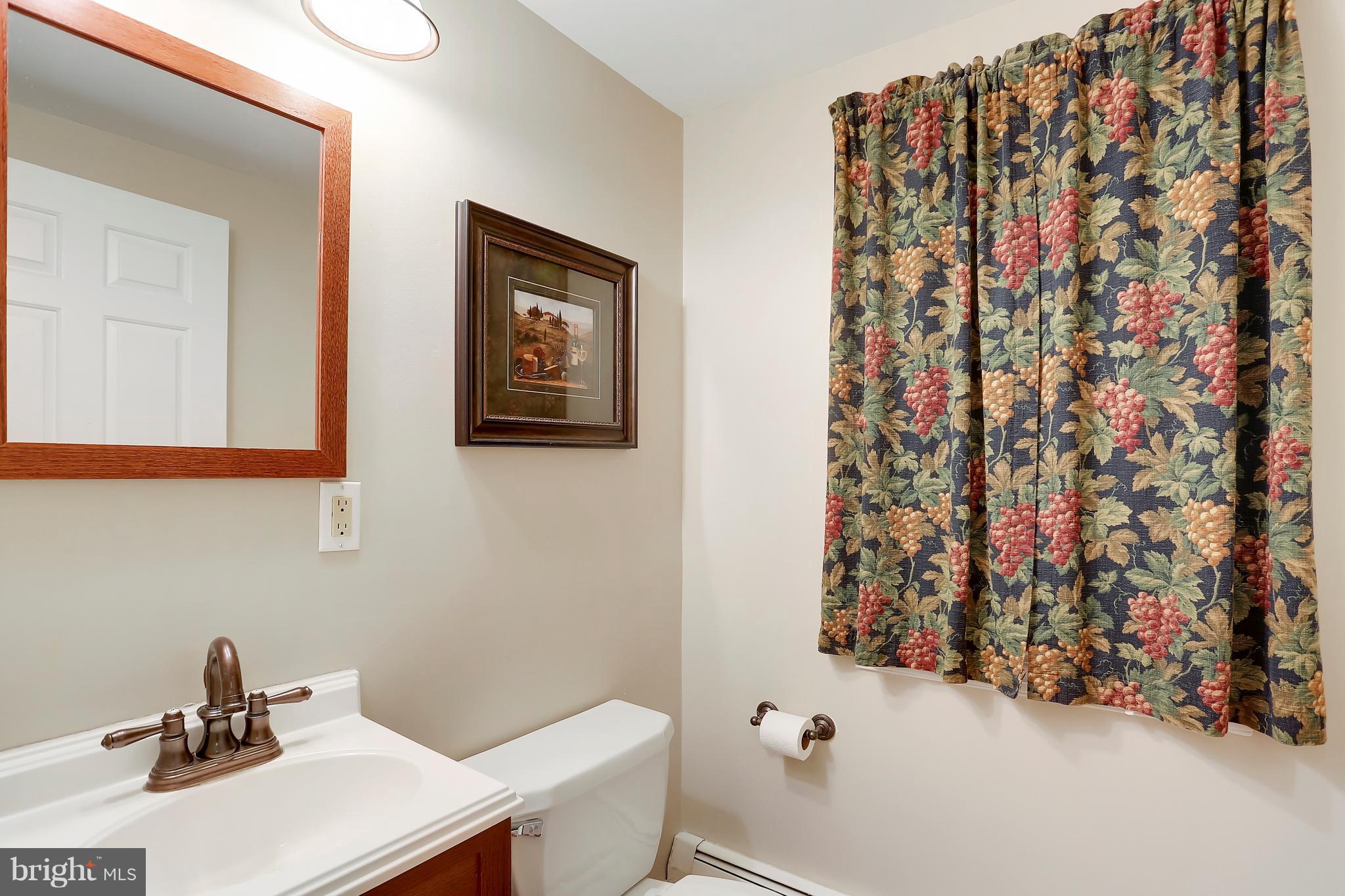 17005 Overhill Road Rockville, MD 20855 - Photo 22 of 54