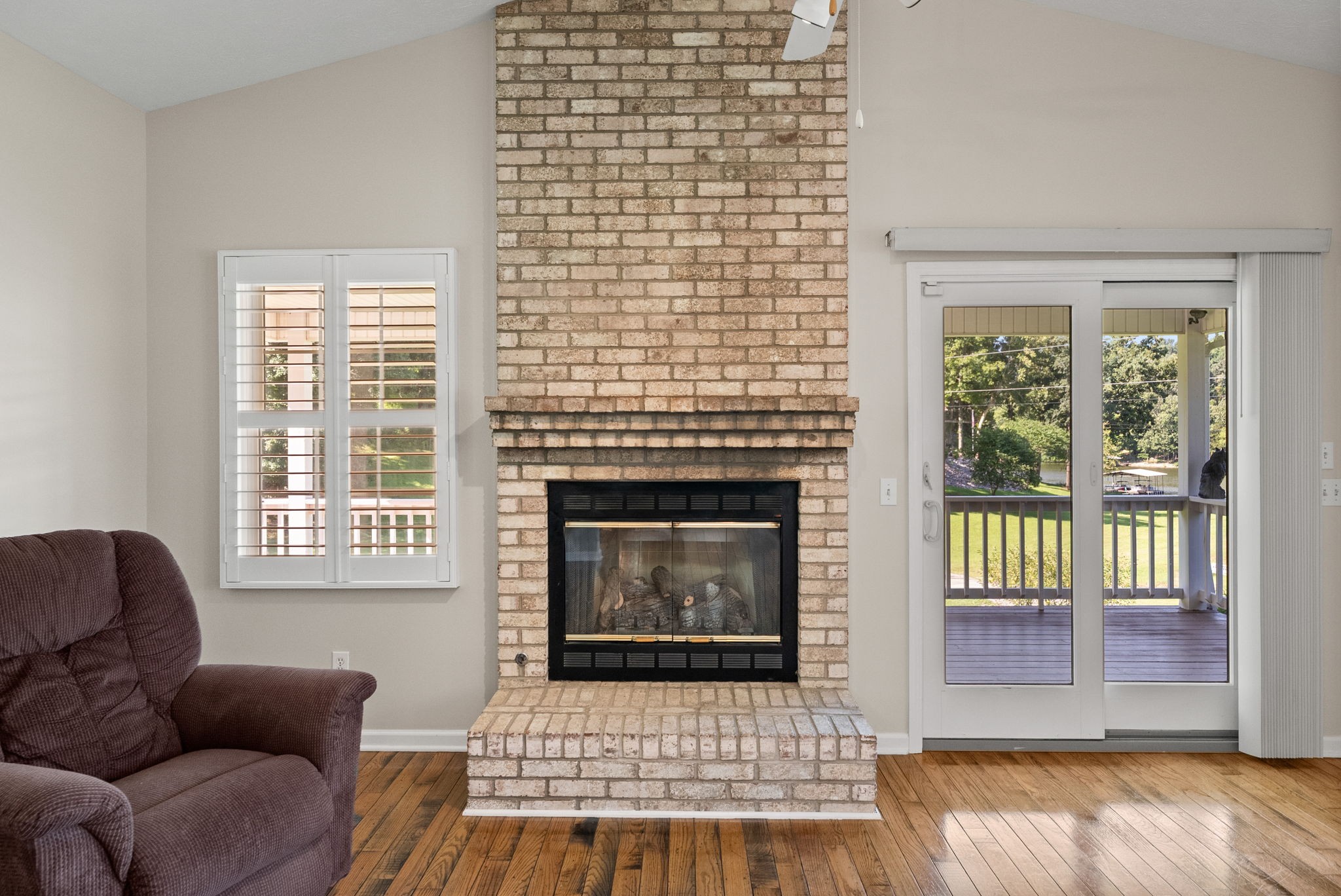 202 Partridge Point Cadiz, KY 42211 - Photo 11 of 100 a living room with furniture and a fireplace