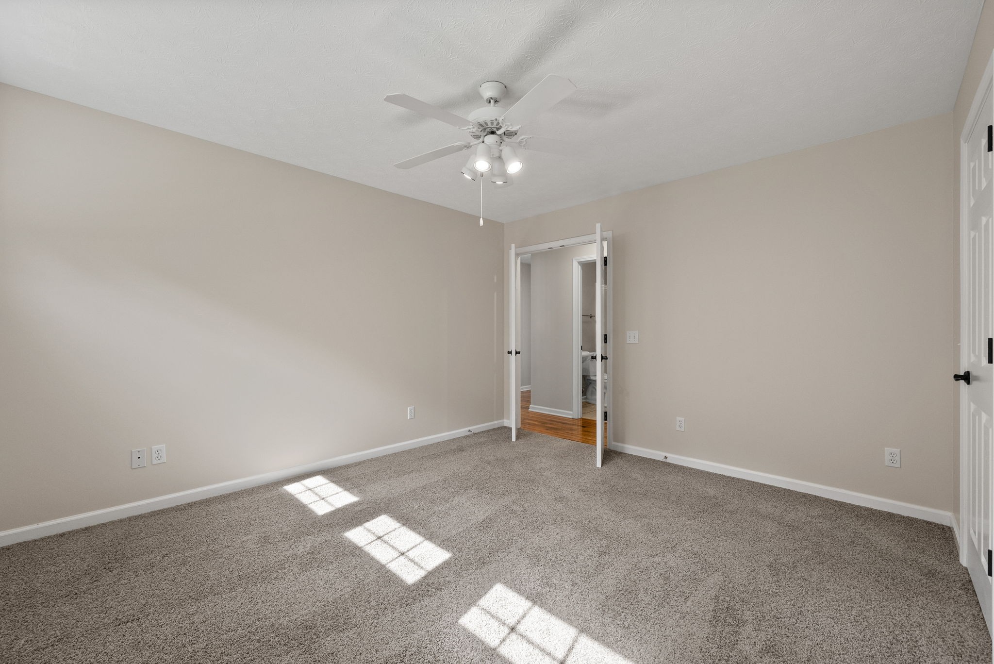 202 Partridge Point Cadiz, KY 42211 - Photo 22 of 100