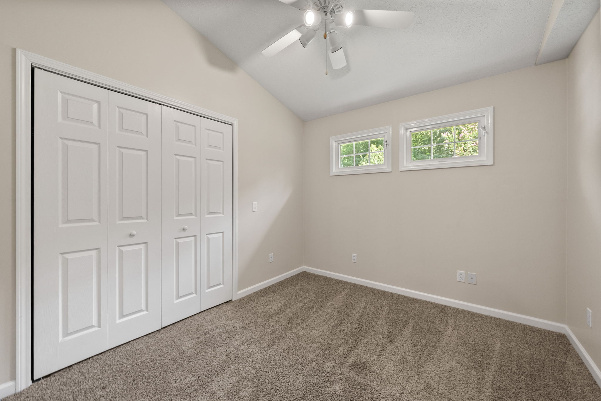 202 Partridge Point Cadiz, KY 42211 - Photo 27 of 100