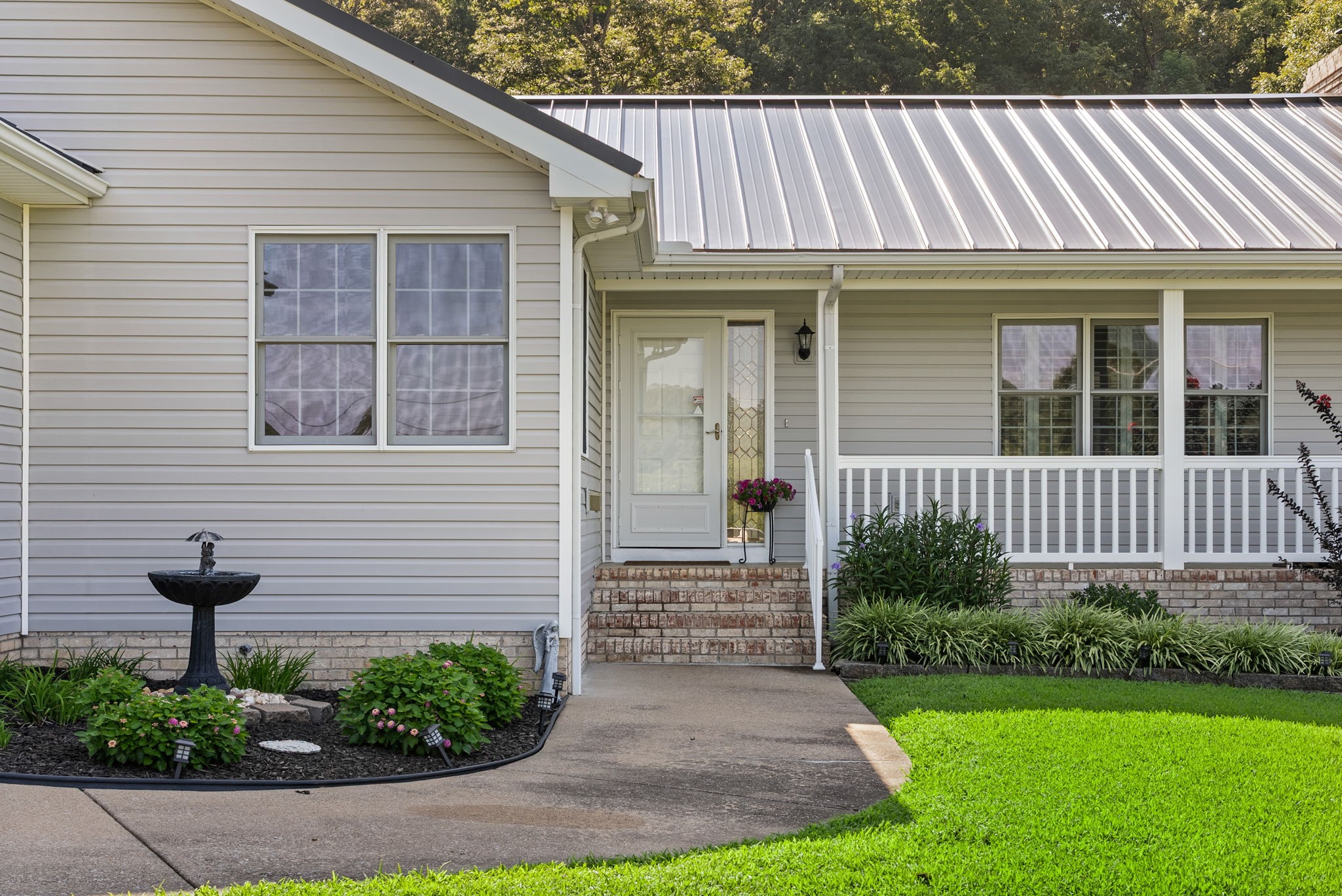 202 Partridge Point Cadiz, KY 42211 - Photo 4 of 100