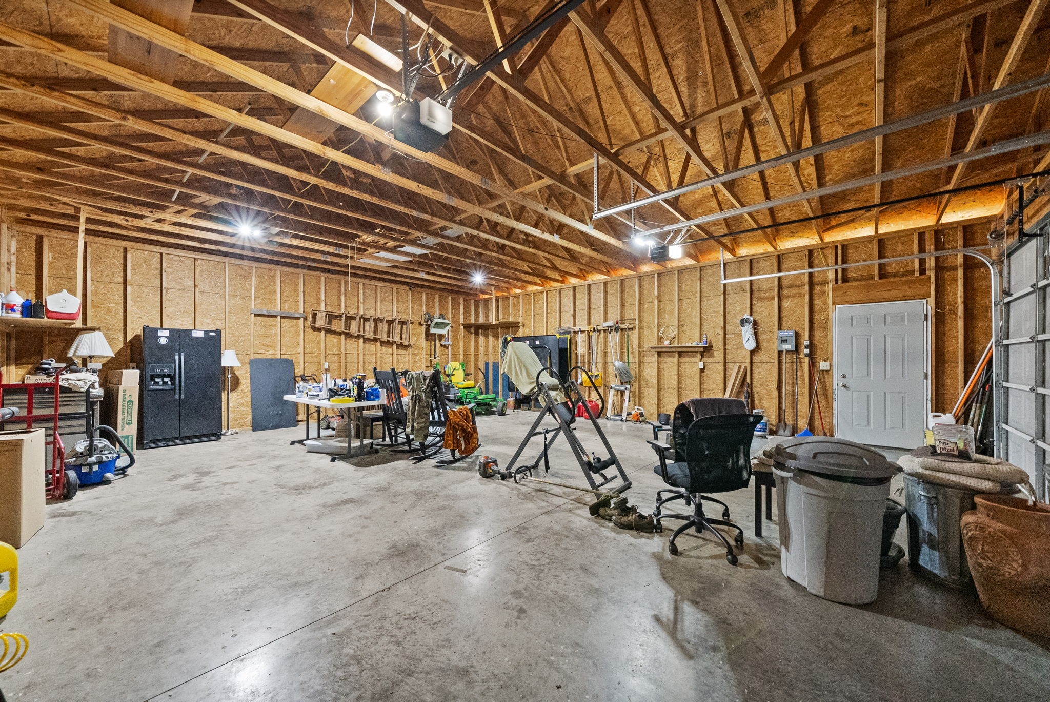 202 Partridge Point Cadiz, KY 42211 - Photo 63 of 100 a view of a room with gym equipment
