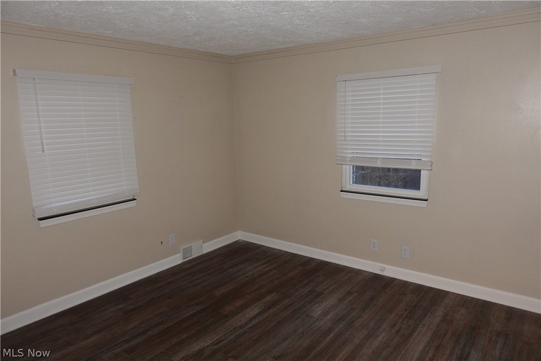 2945 Ivanhoe Road Silver Lake, OH 44224 - Photo 15 of 27