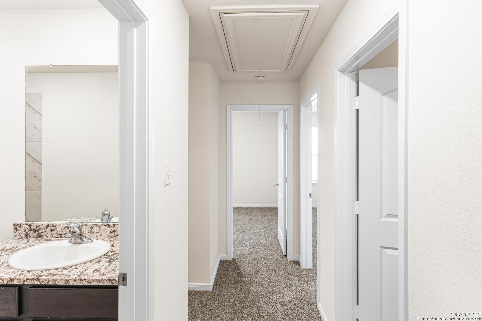 6503 Thorpe Hollow Converse, TX 78109 - Photo 17 of 36