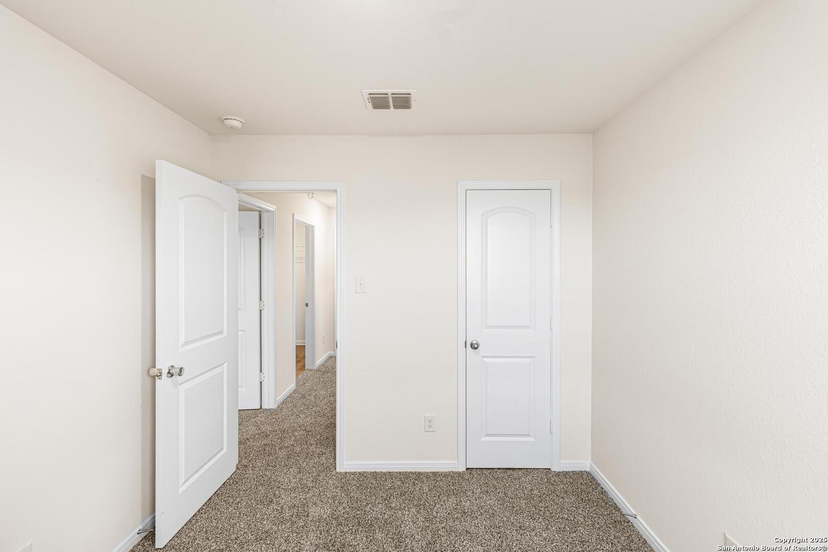 6503 Thorpe Hollow Converse, TX 78109 - Photo 28 of 36