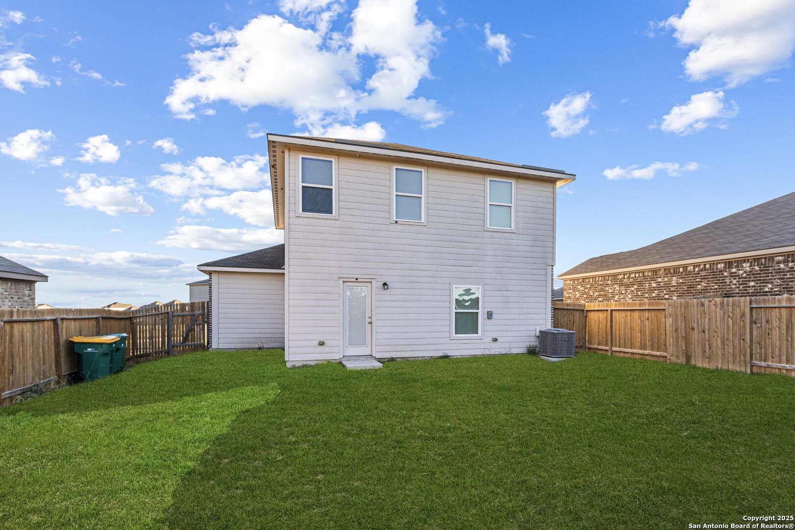 6503 Thorpe Hollow Converse, TX 78109 - Photo 32 of 36