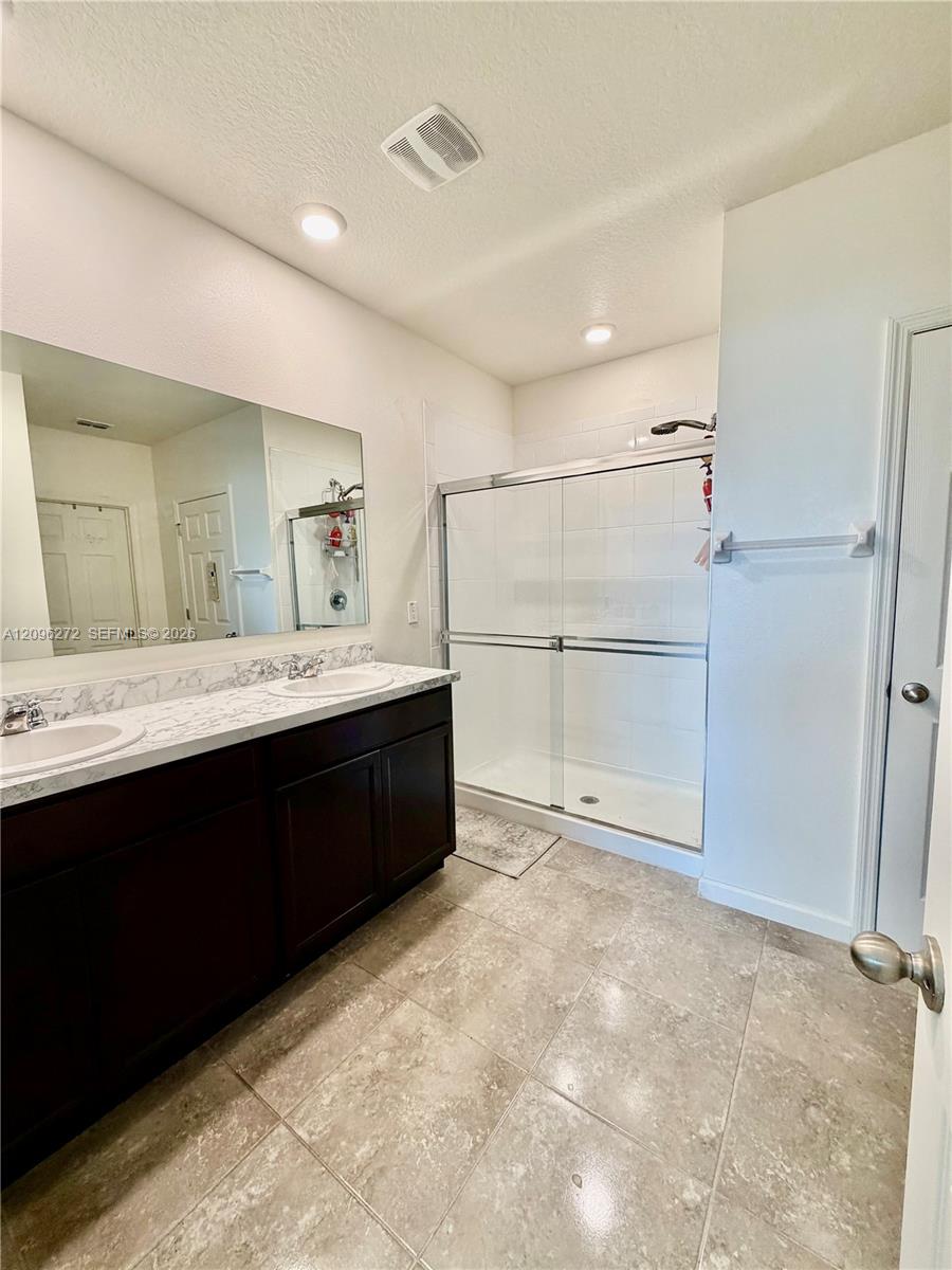 3408 Trinity Circle Fort Pierce, FL 34945 - Photo 8 of 30 Gallery Image 8