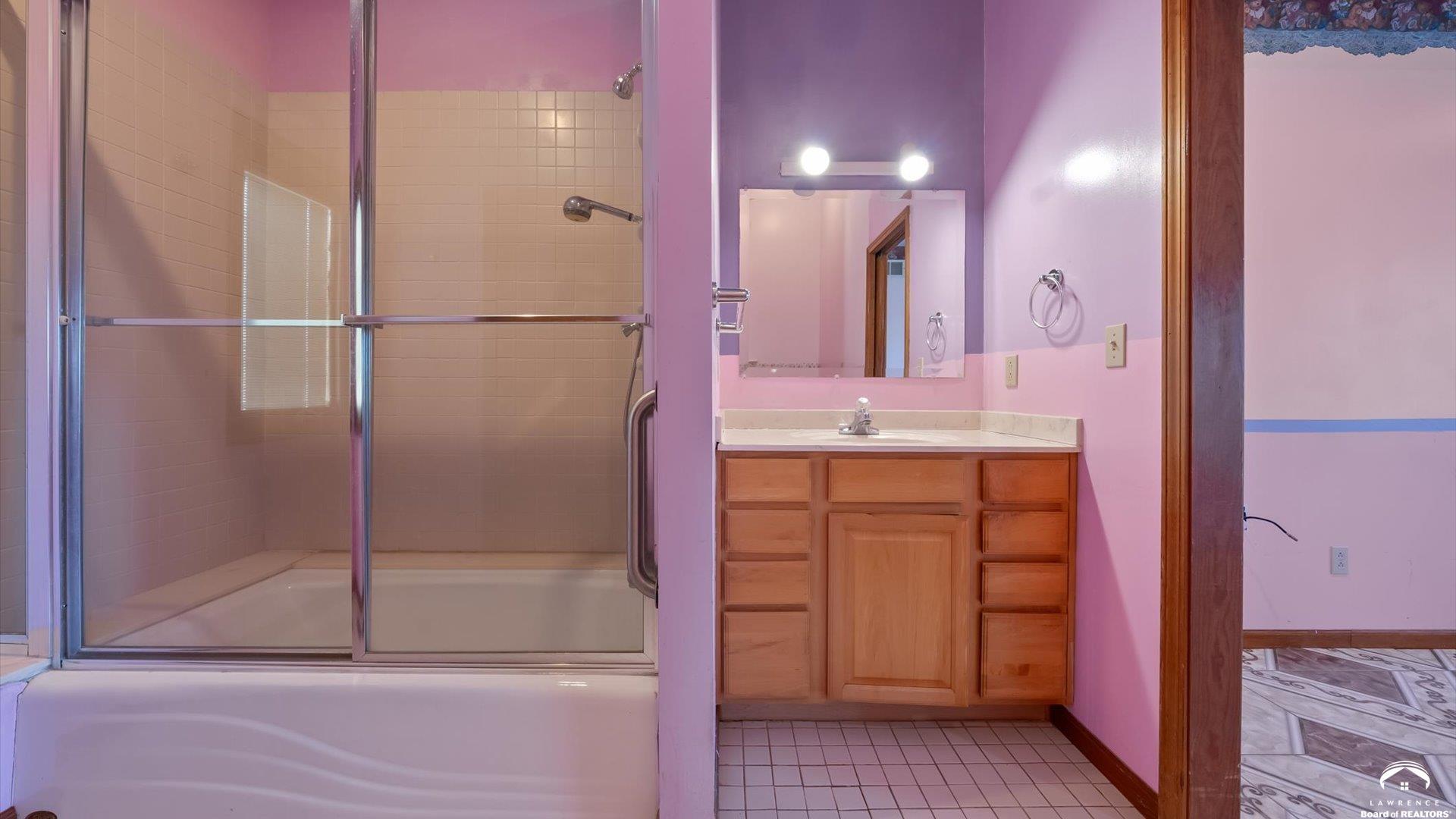 1573 North 1100th Road Lawrence, KS 66046 - Photo 16 of 31