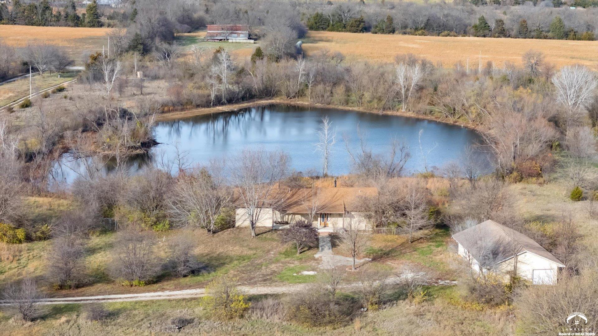 1573 North 1100th Road Lawrence, KS 66046 - Photo 2 of 31