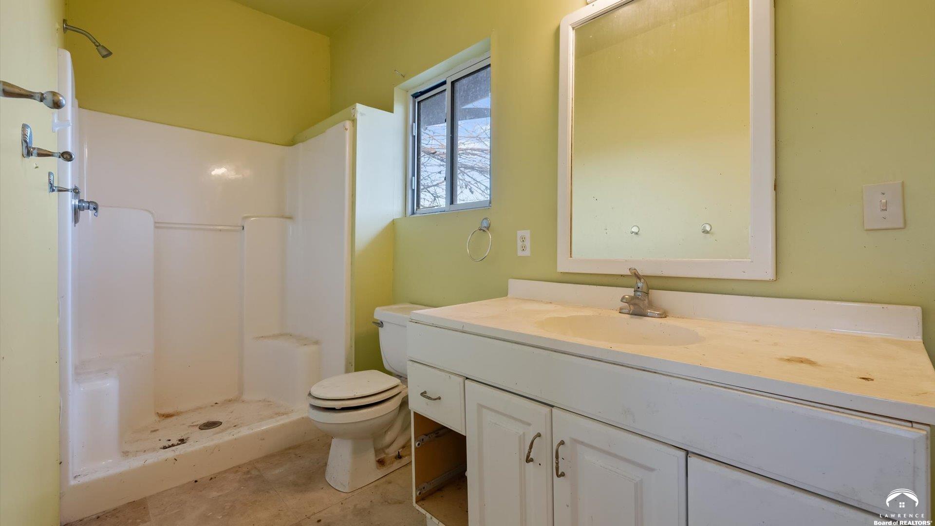 1573 North 1100th Road Lawrence, KS 66046 - Photo 22 of 31