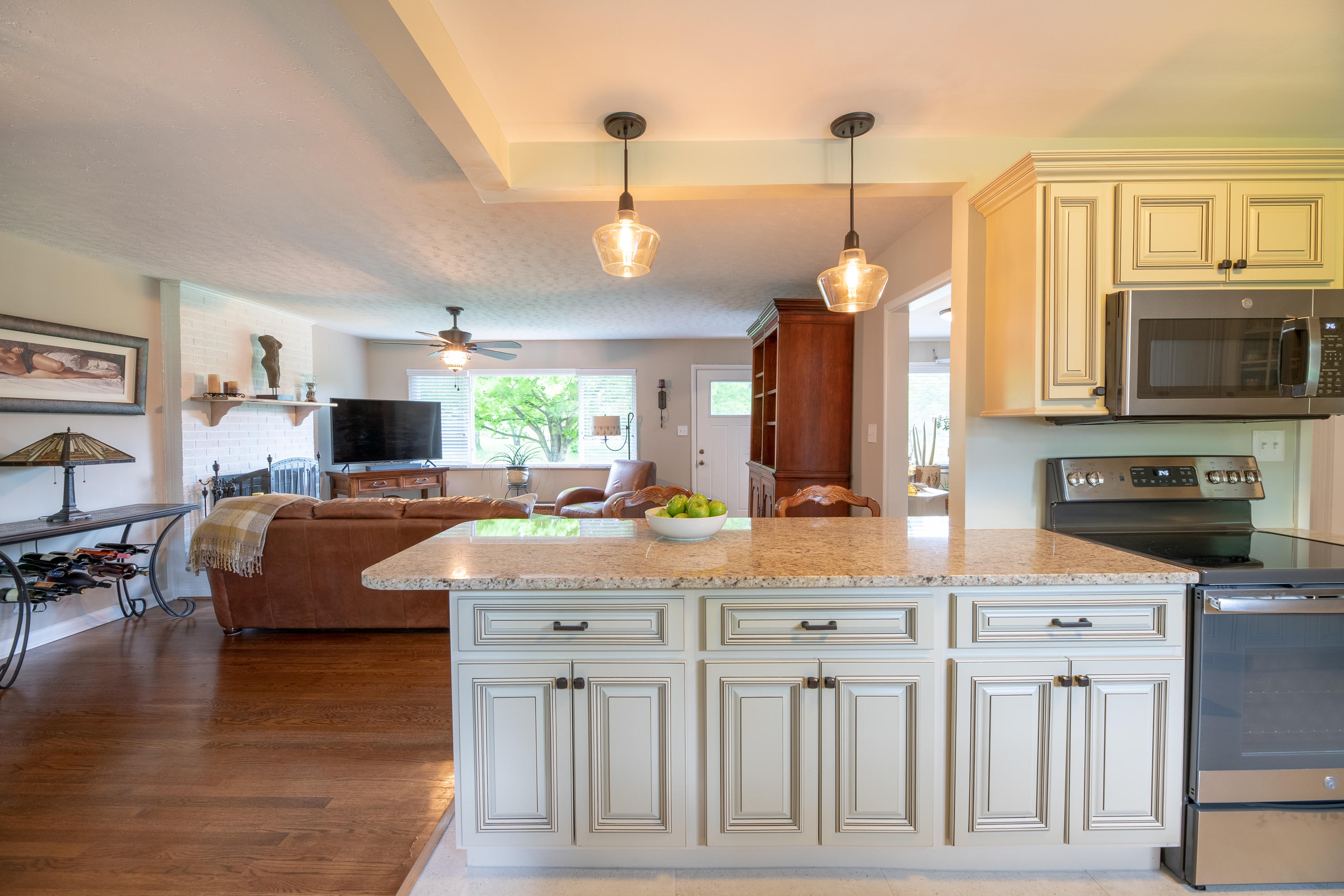 606 Wesley Road Northwest Knoxville, TN 37909 - Photo 8 of 25 Granite Countertops