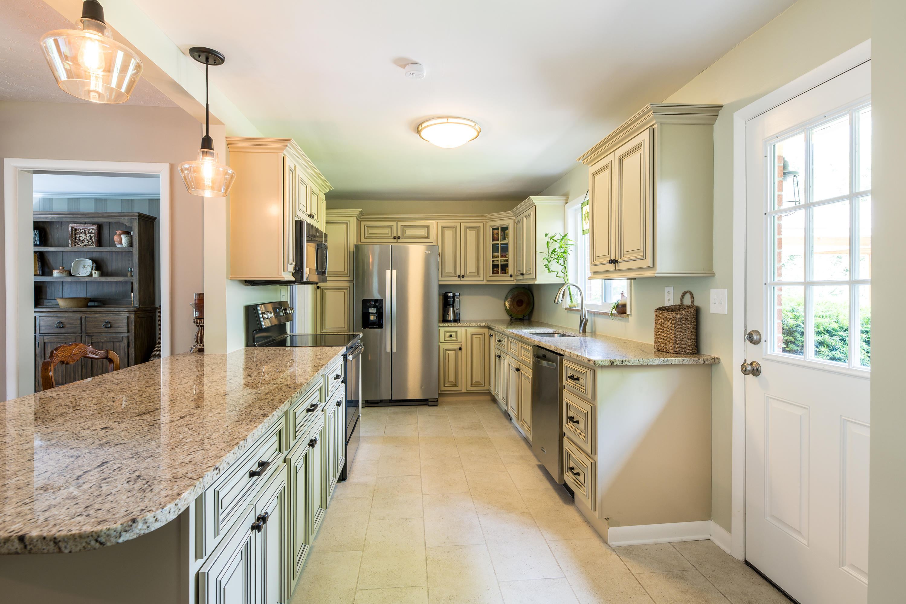 606 Wesley Road Northwest Knoxville, TN 37909 - Photo 9 of 25 Kitchen