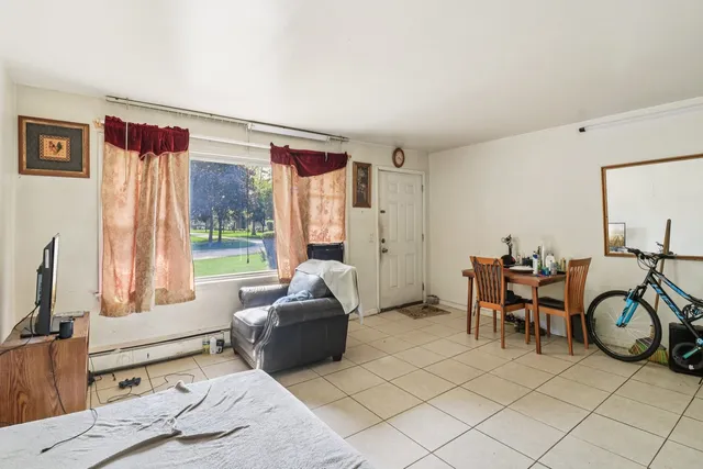 $165,000 | 1107 East Algonquin Road, Unit 4, Arlington Heights, IL 60005