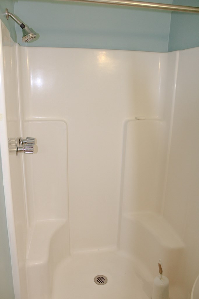 1634 Pendleton Road Augusta, GA 30904 - Photo 22 of 31 owners bathroom