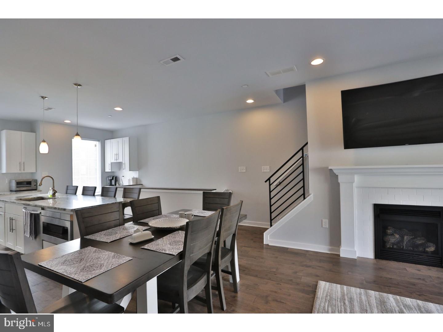 134 Burnside Street Philadelphia, PA 19127 - Photo 4 of 25