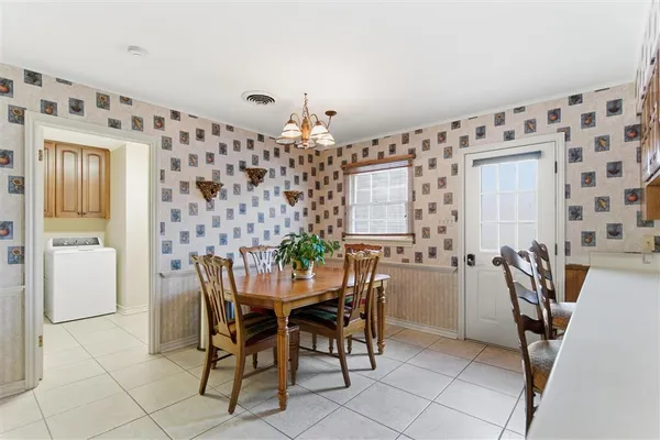 $528,500 | 1015 South Texas Street, DeRidder, LA 70634