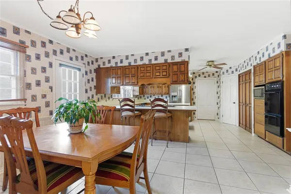 $528,500 | 1015 South Texas Street, DeRidder, LA 70634