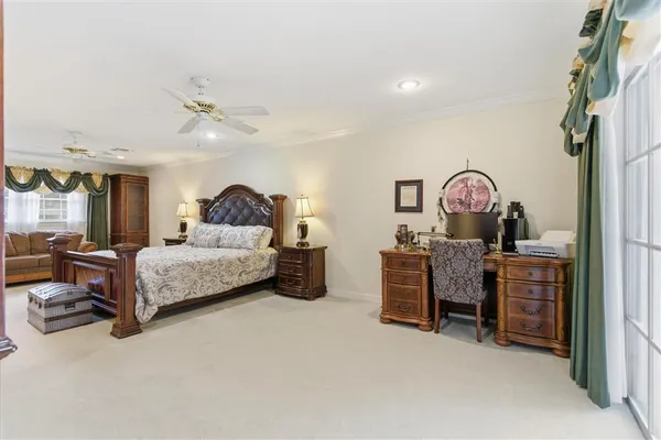 $528,500 | 1015 South Texas Street, DeRidder, LA 70634