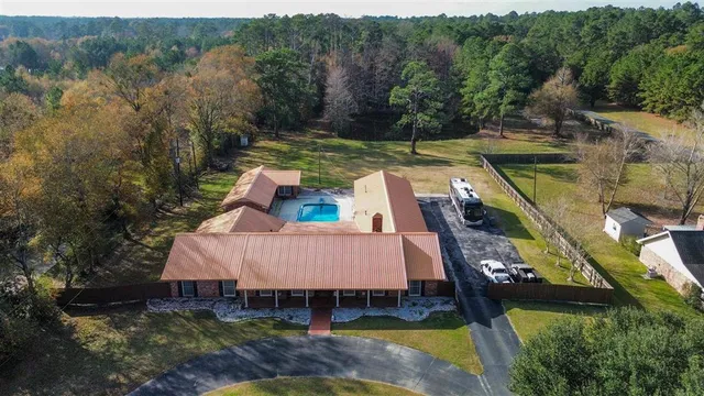 $528,500 | 1015 South Texas Street, DeRidder, LA 70634