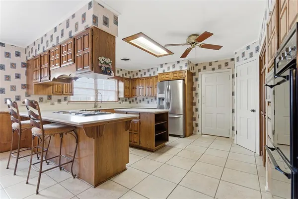 $528,500 | 1015 South Texas Street, DeRidder, LA 70634
