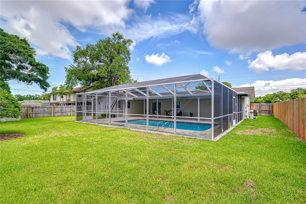 2167 Lakeview Road Clearwater, FL 33764 - Photo 30 of 31