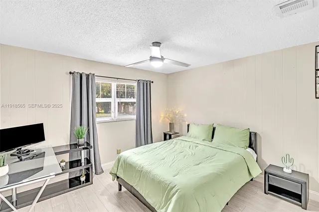 $6,400 | 2191 Southwest 27th Lane, Fort Lauderdale, FL 33312