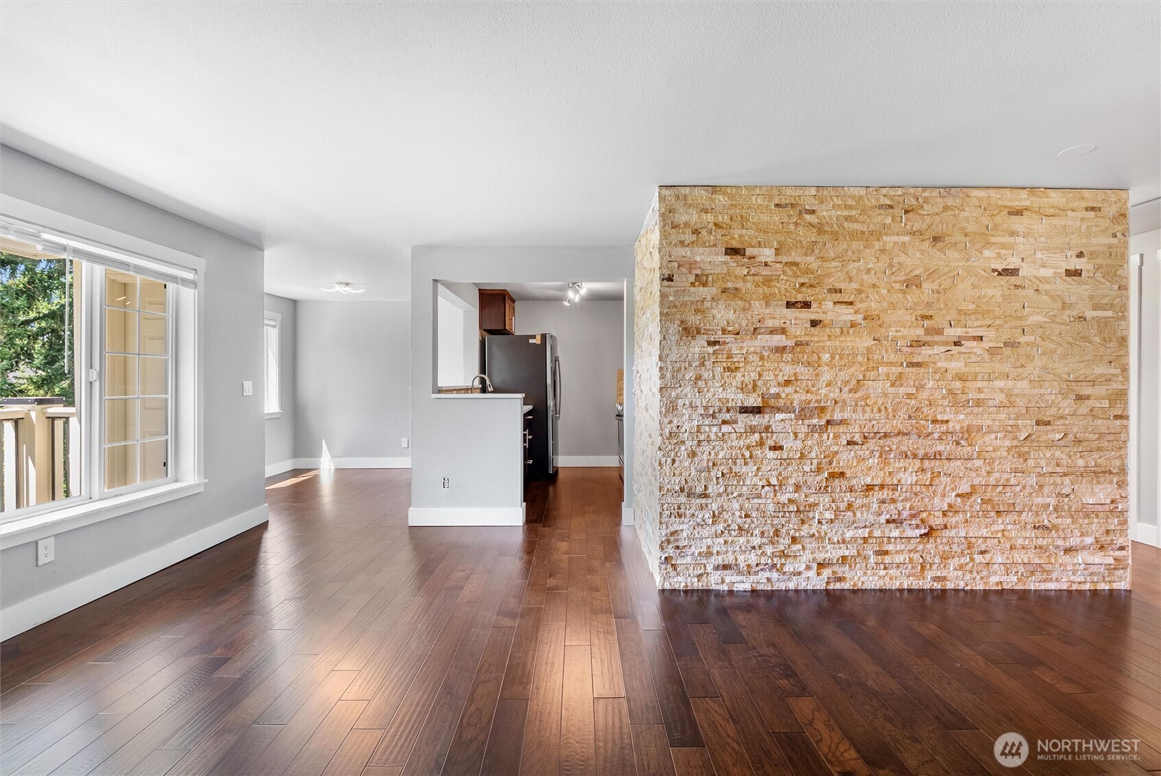 12404 East Gibson Road, Unit M202 Everett, WA 98204 - Photo 11 of 28