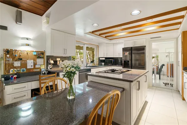 $1,790,000 | 11490 Southwest 72nd Court, Pinecrest, FL 33156