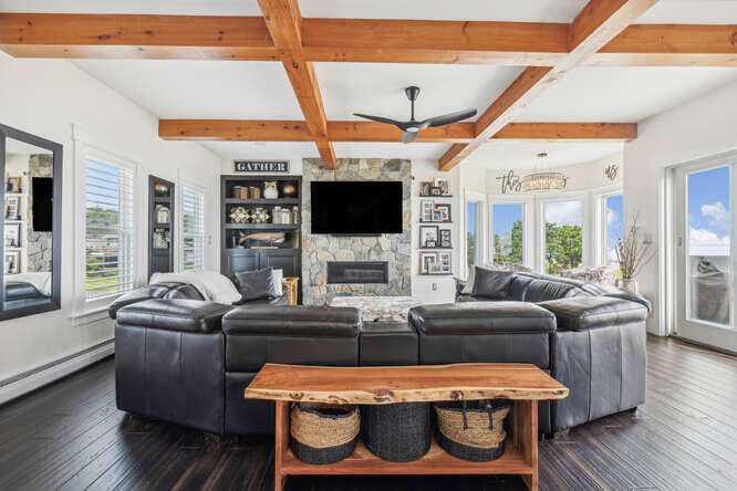 9 Sailboat Lane Saco, ME 04072 - Photo 16 of 68 Living Room