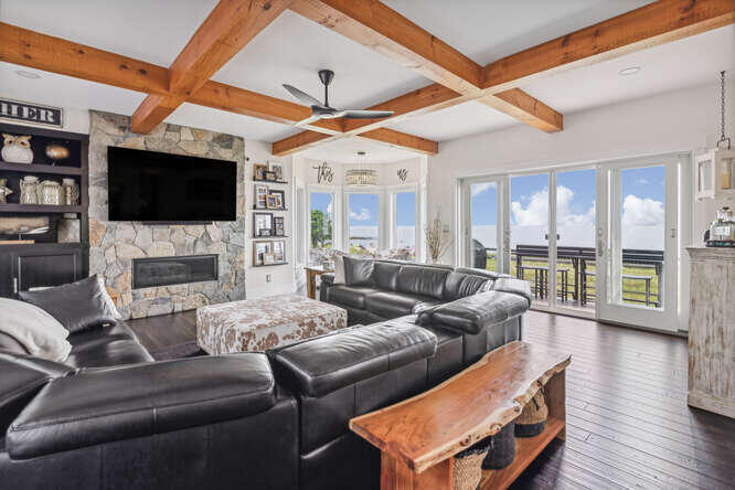 9 Sailboat Lane Saco, ME 04072 - Photo 17 of 68 Living Room